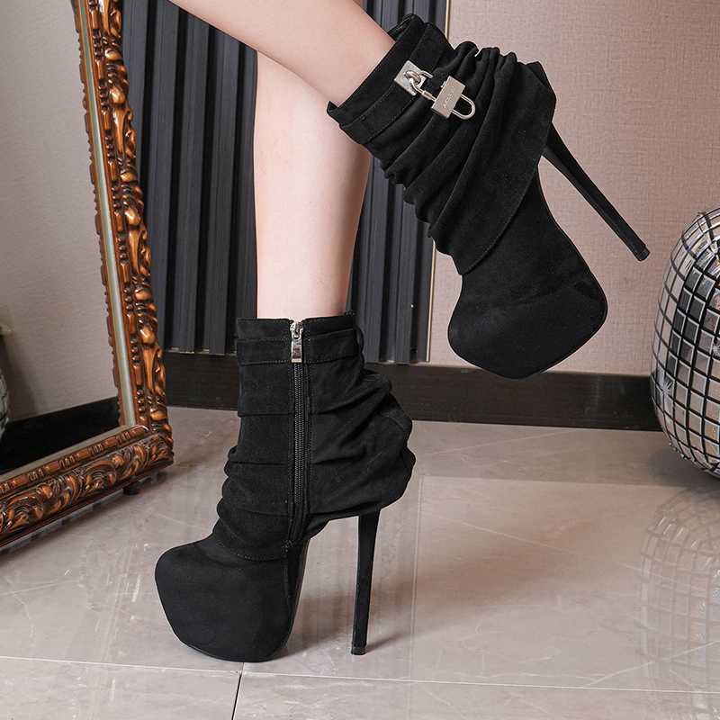 2024 New European American Style Round Toe Waterproof Platform High Heel Boots Fashion Wrinkled Metal Buckle Women Shoes