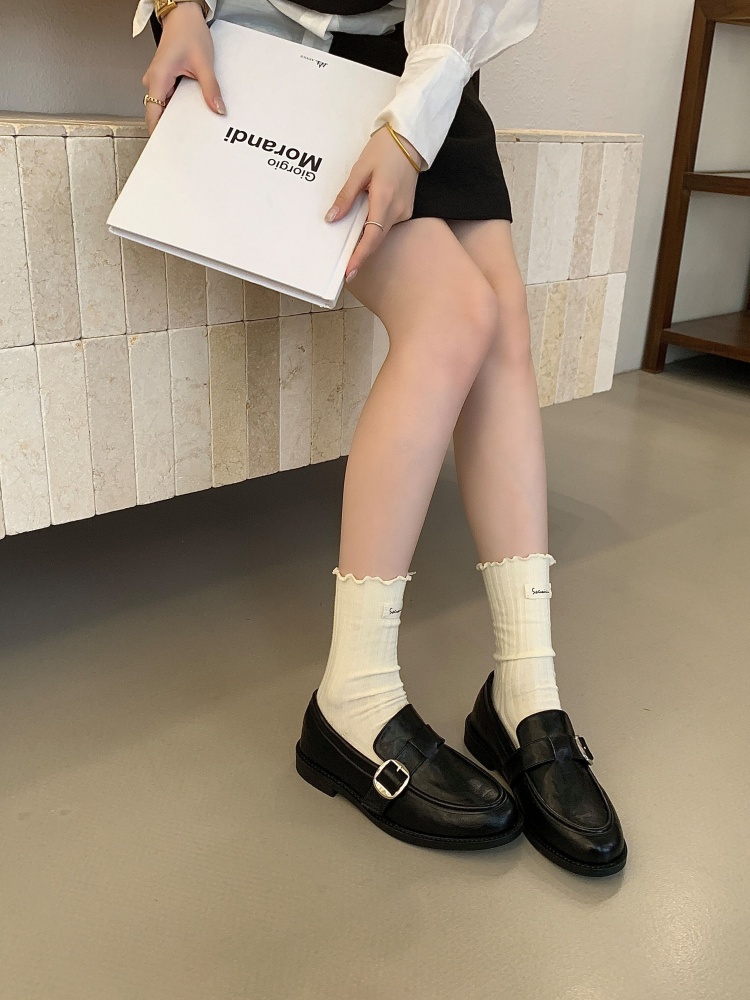 2026 New Fashion Retro Fringe Buckle Carved Korean Round Toe Flat Loafer Women's Casual Shoes - Style ead066 - Image 2