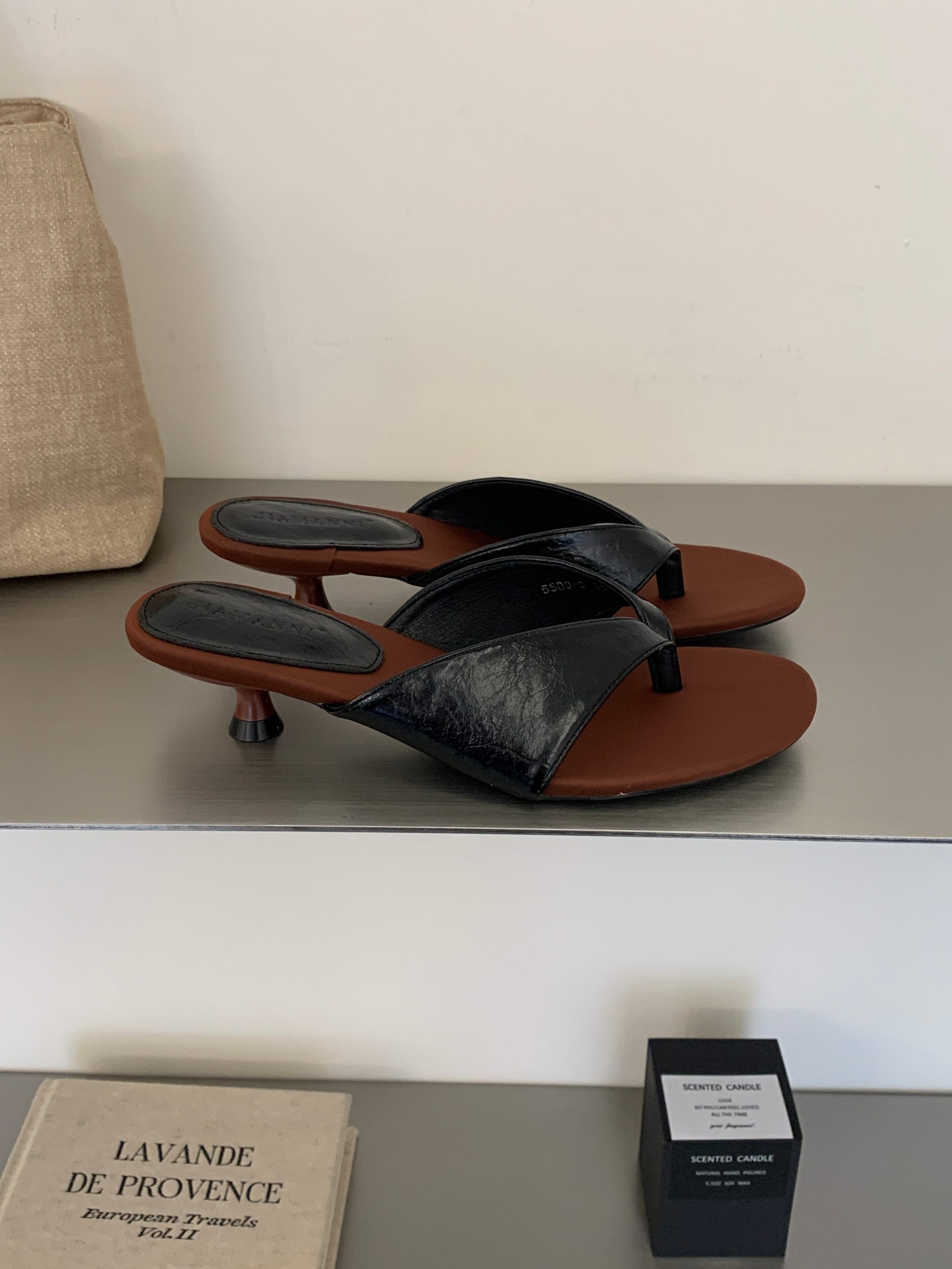 Women's Minimalist Flat Slide Sandals with Toe Loop Summer 2026 Korean Style Comfortable Commuter Slippers - Image 3